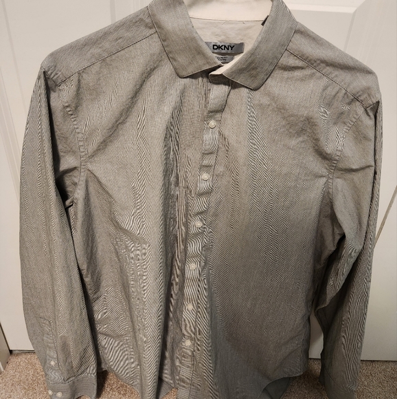 Men's DKNY Grey Shirt Size 16 34/35- Excellent Condition! - Picture 1 of 7